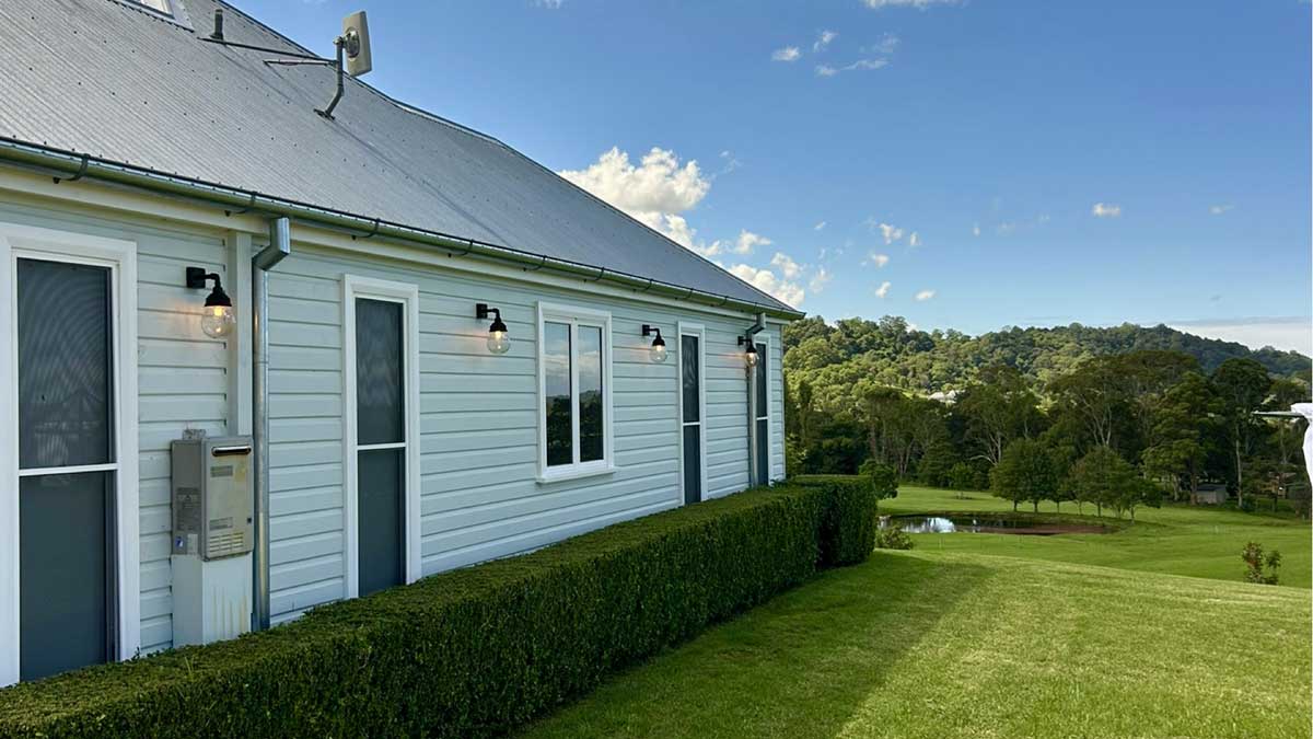 outdoor light electricians